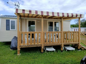 Bungalow de 2 chambres avec piscine partagee et jardin amenage a Onzain